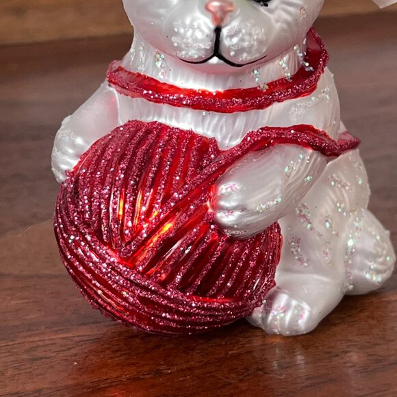Merck Family's Old World Christmas Playful Kitten Cat & Yarn Glass Ornament 2004 - Picture 8 of 10